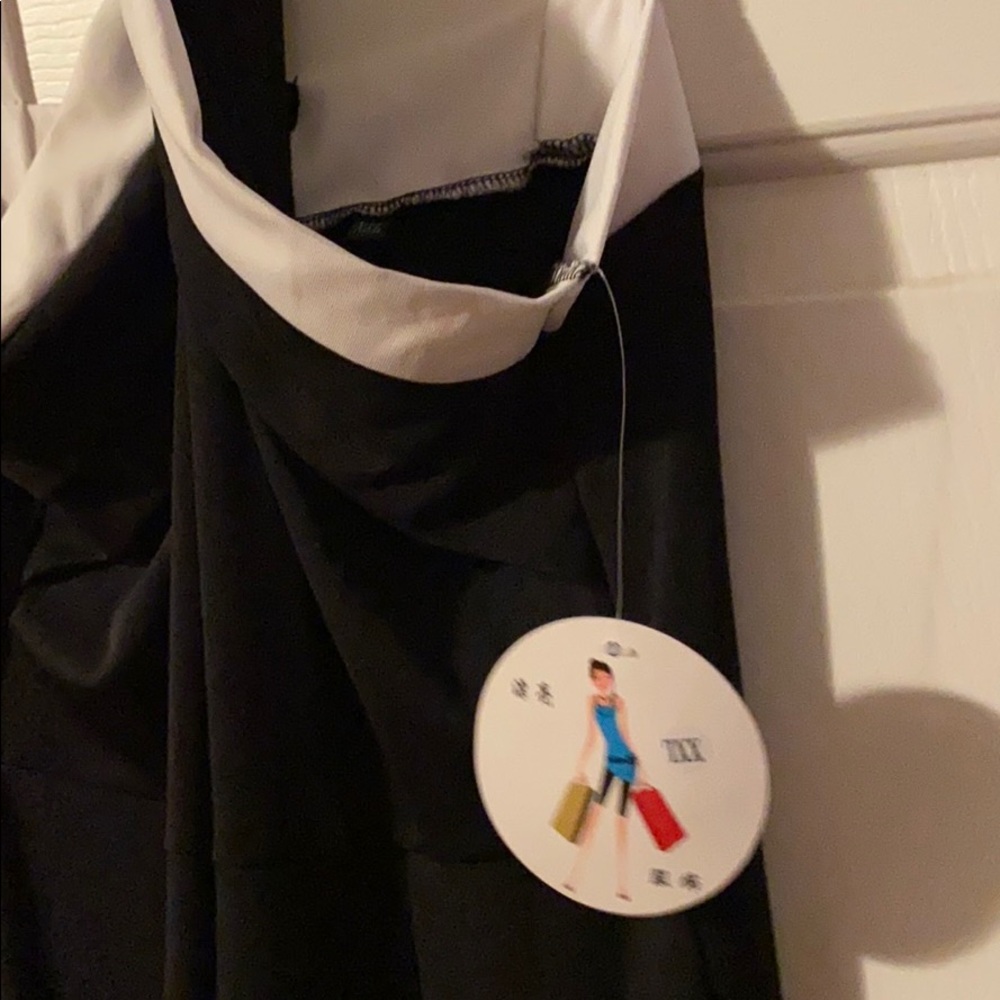 Jumpsuit - Picture 5 of 5